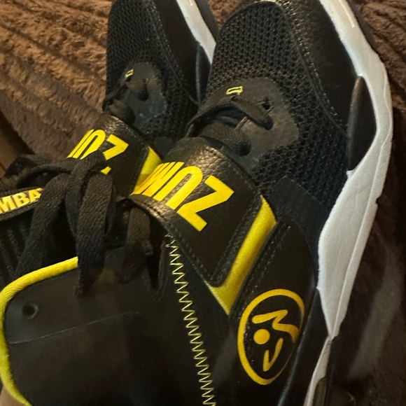 Zumba Top Sneakers. - Picture 4 of 4